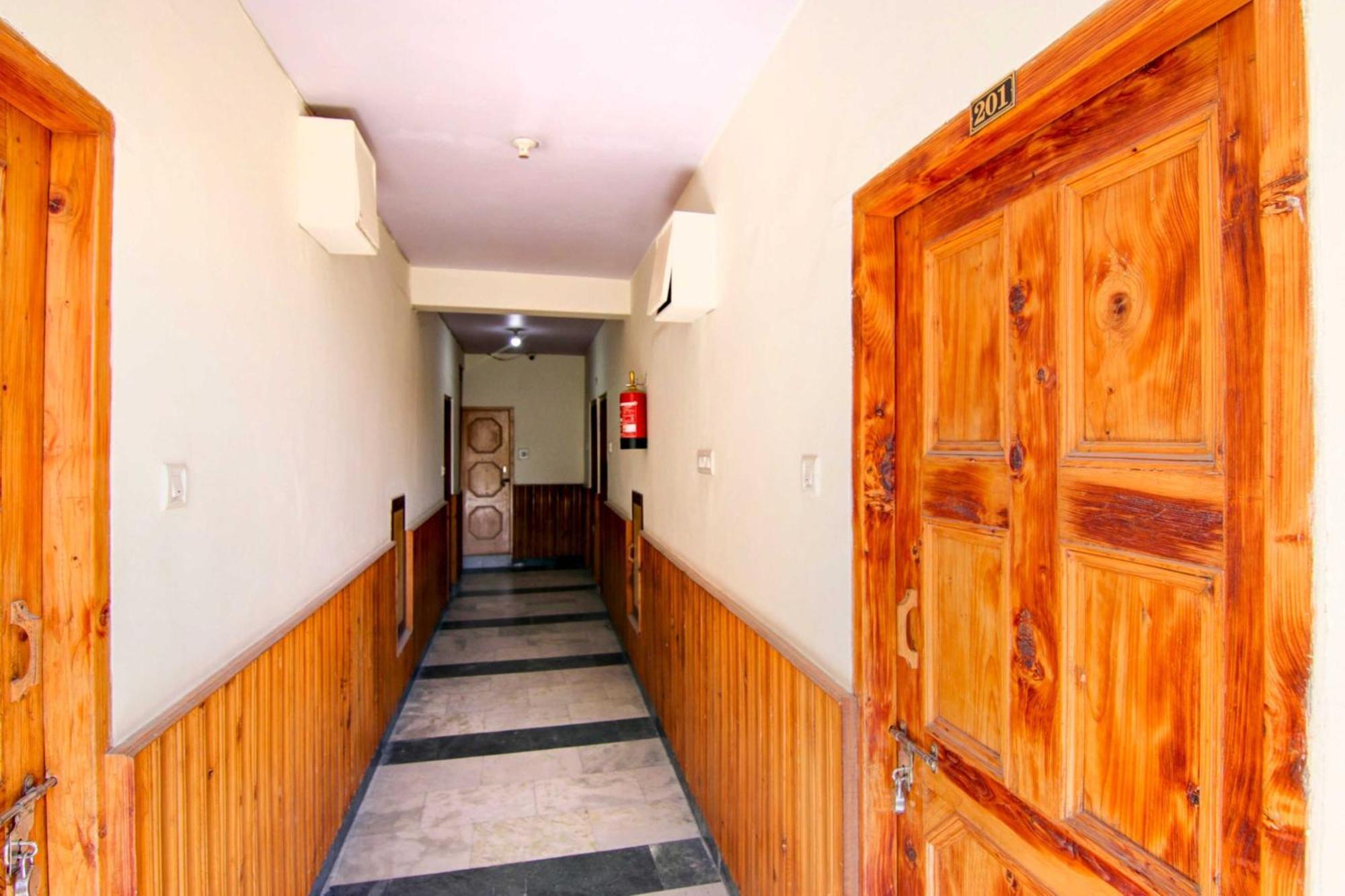 Hotel O Kundan Inn Manāli Extérieur photo